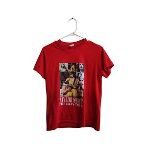 Taylor Swift Women's‎ Red Small Short Sleeve Shirt